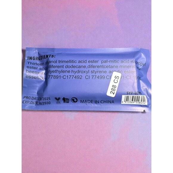 Adorable 6-Item Gift Set: Hello Kitty Cosmetic Bag, Pen, Hanger, Lip Balm & Glos - Picture 8 of 12